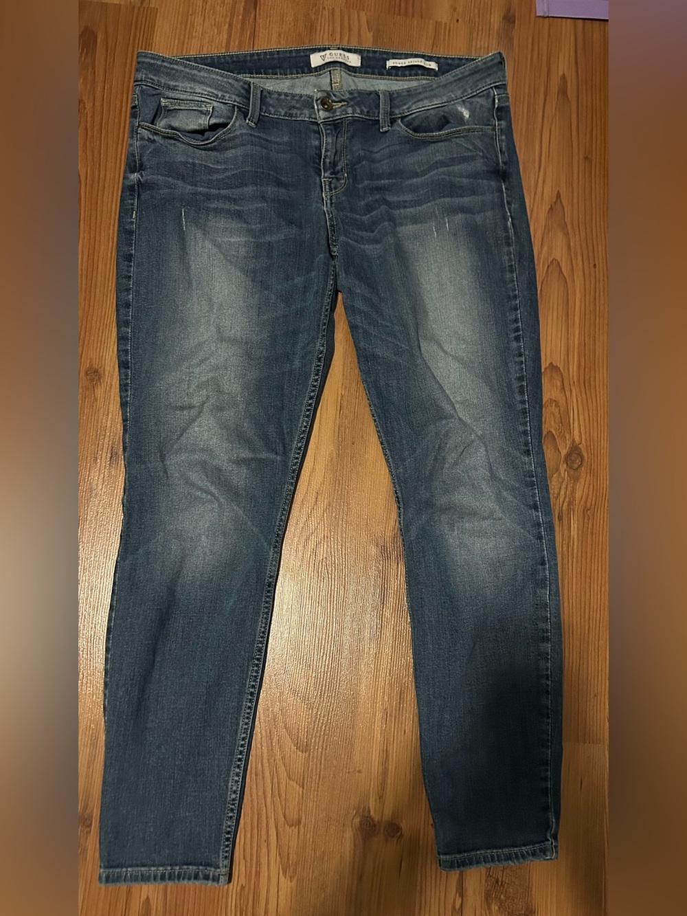GUESS Blue Slim Straight Jeans 👖